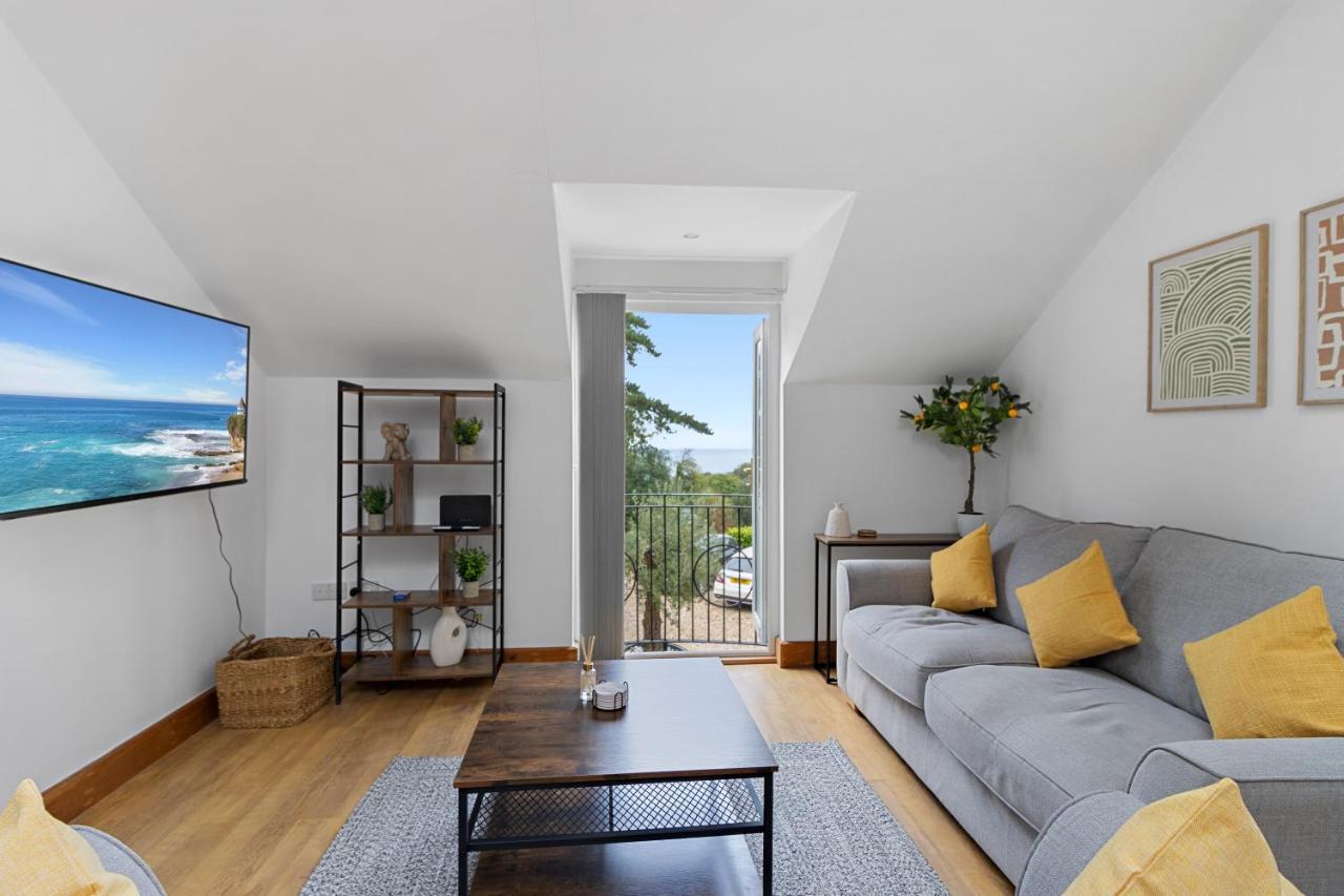 Stunning Sea View Whole Home In Torbay Close To Beach Torquay Buitenkant foto