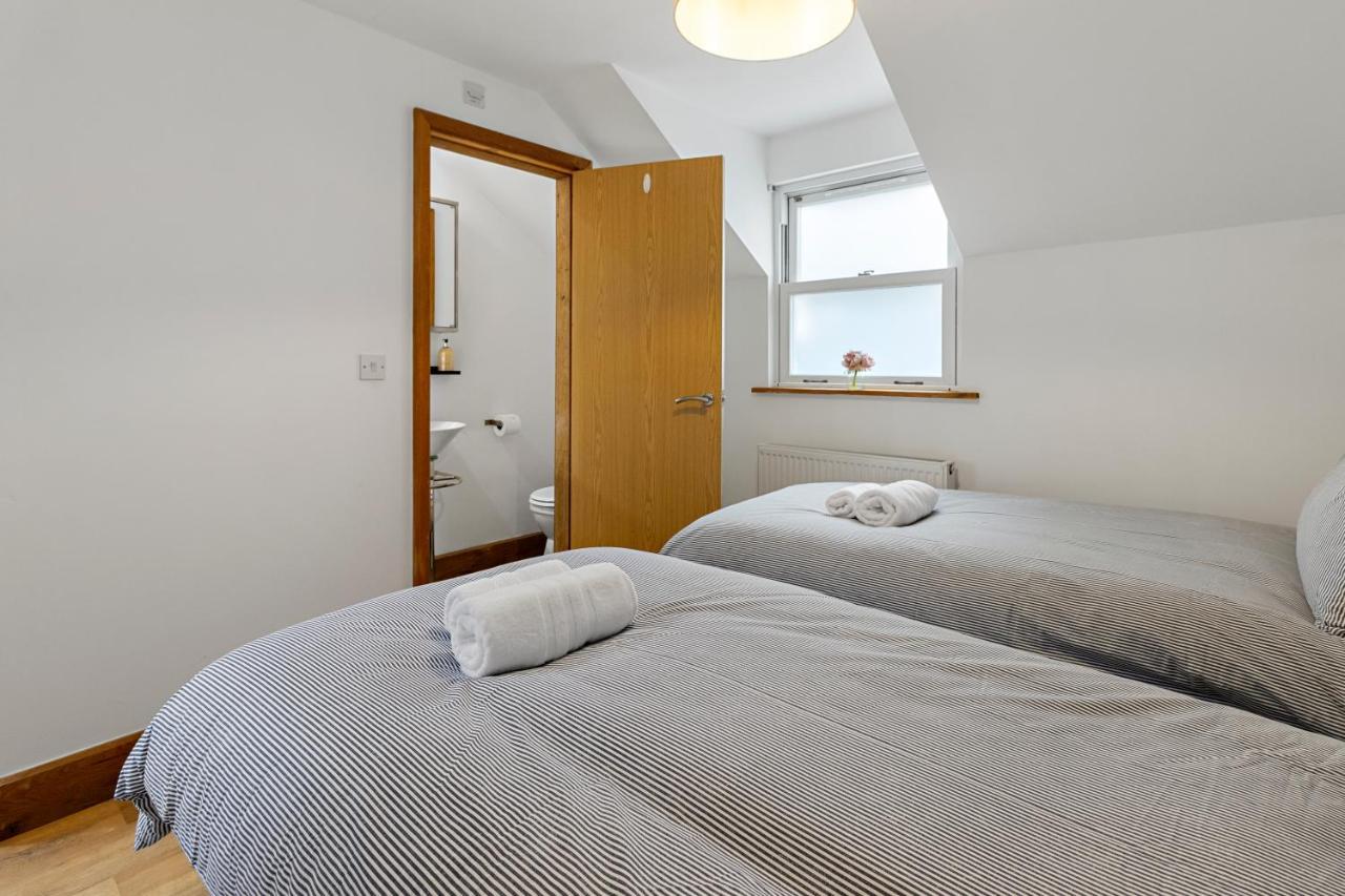 Stunning Sea View Whole Home In Torbay Close To Beach Torquay Buitenkant foto